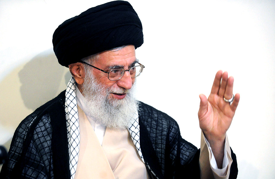 توصیه رهبری درباره شکستن آقایی دلار +پوستر