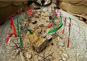 بازدید مسئولان از نمایشگاه دفاع مقدس ناحیه ۱ اهواز