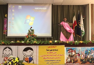 اجرای مرحله دوم کمک به دانش آموزان کم بضاعت در آبادان