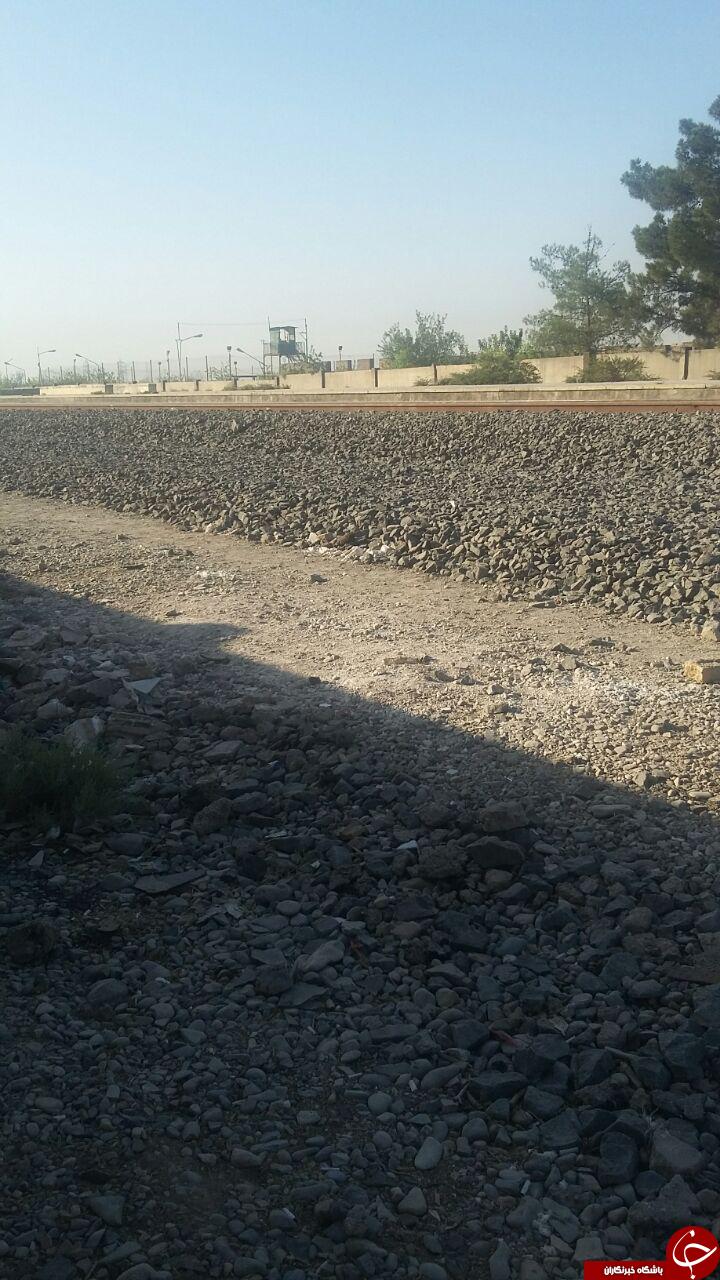 حال و روز مسافران در ایستگاه قطار حومه&zwnj;ای قرچک + تصاویر