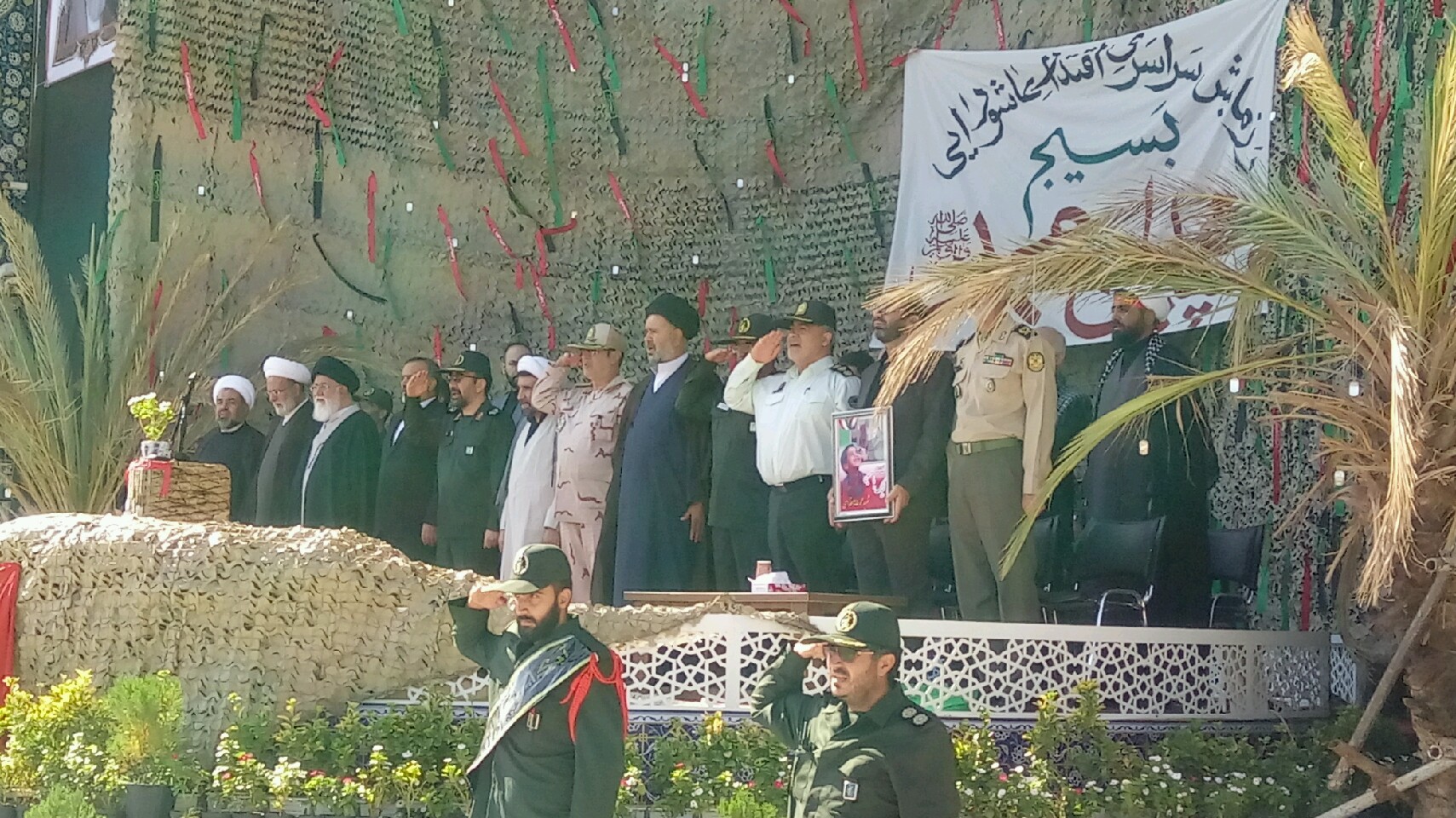 تجمع باشکوه ۳۶ هزار بسیجی خراسان رضوی در حرم مطهر رضوی + تصویر