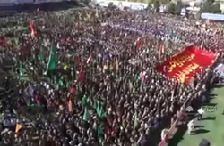 واکنش سردار سلیمانی به سرودی که در مدح وی خوانده شد +فیلم