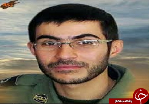روایتی از دلتنگی های مادرانه برای شهید حرم؛ دلتنگش که می شوم سراغ کتابهایش می روم/شهدا ،سربندهای عاشقی 
