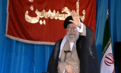 واکنش سردار سلیمانی به سرودی که در مدح وی خوانده شد +فیلم
