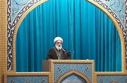 هجوم افراد حریص برای خرید ارز و طلا ظلم در حق اقشار کم درآمد است