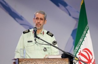 نیروی انتظامی با رویکرد مقتدرانه و امین بودن، تلاش دارد