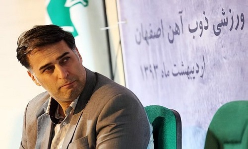 آذری: اشتباهات داوری ذوب آهن را آزار می دهد