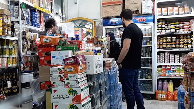 دوربین مخفی واکنش مردم به خرید بیش از نیاز کالا