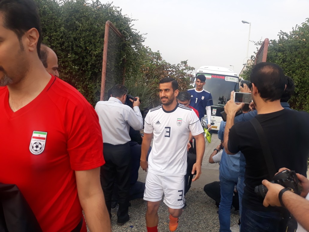 ملی پوشان فوتبال ایران پا به توپ شدند