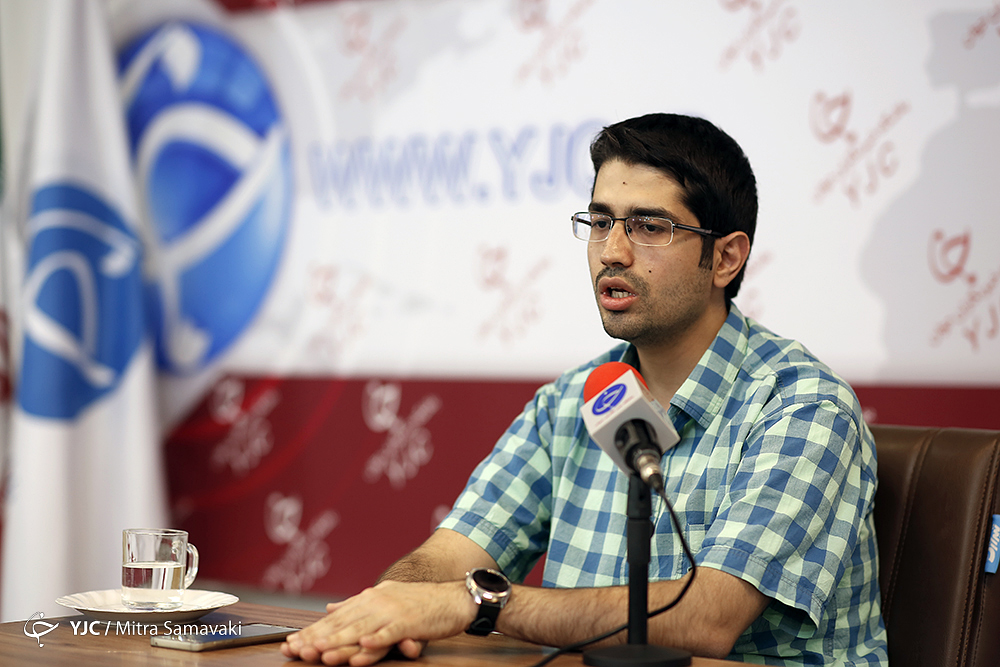 حاکمیت برای حمایت از پیامرسانهای داخلی باید سرویسهای کاربردی خود را در آنها ارائه کند حاکمیت برای حمایت از پیامرسانهای داخلی باید سرویسهای کاربردی خود را در آنها ارائه کند