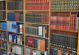 توزیع بیش از ۱۲ هزار جلد کتاب دینی و مذهبی