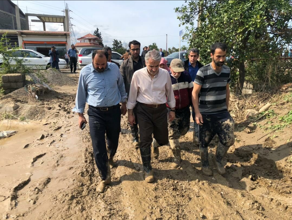 نوبخت برای بررسی مشکلات چکمه به پا کرد +تصاویر