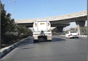 تردد غیرمجاز کامیون از لاین سرعت + فیلم