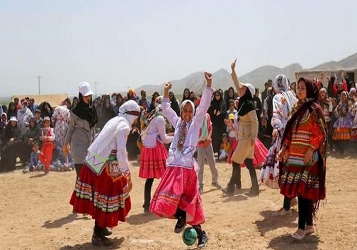 آشنایی با بازی های بومی و محلی خوزستان/ اثرات مثبت بازی های بومی و محلی بر کودکان/ جایگاه بازی های بومی و محلی در بین کودکان/ تاثیر بازی های بومی و محلی بر رشد مهارت های کودکان/ علت فراموشی بازی های بومی و محلی در بین نسل جدید/ بازی بومی و محلی راهی به سوی شناسایی فرهنگ غنی ایران