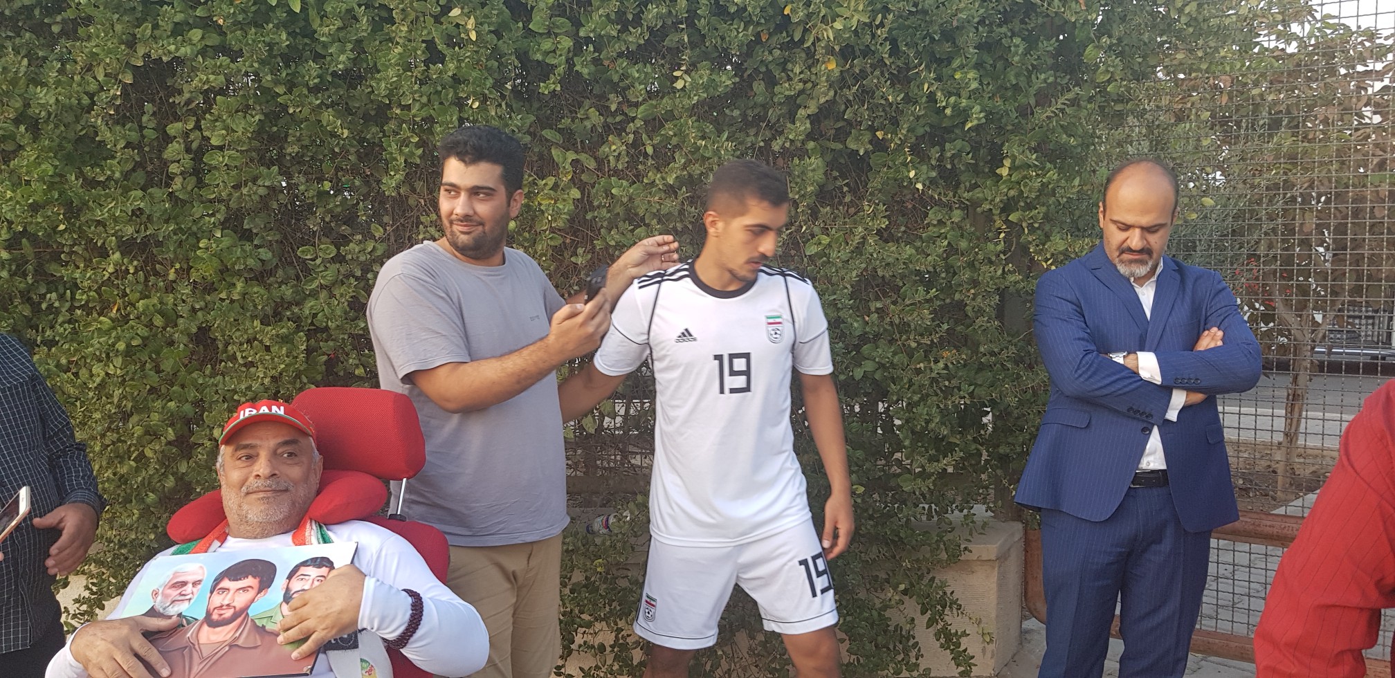 بازیکنان تیم ملی فوتبال ایران پا به توپ شدند