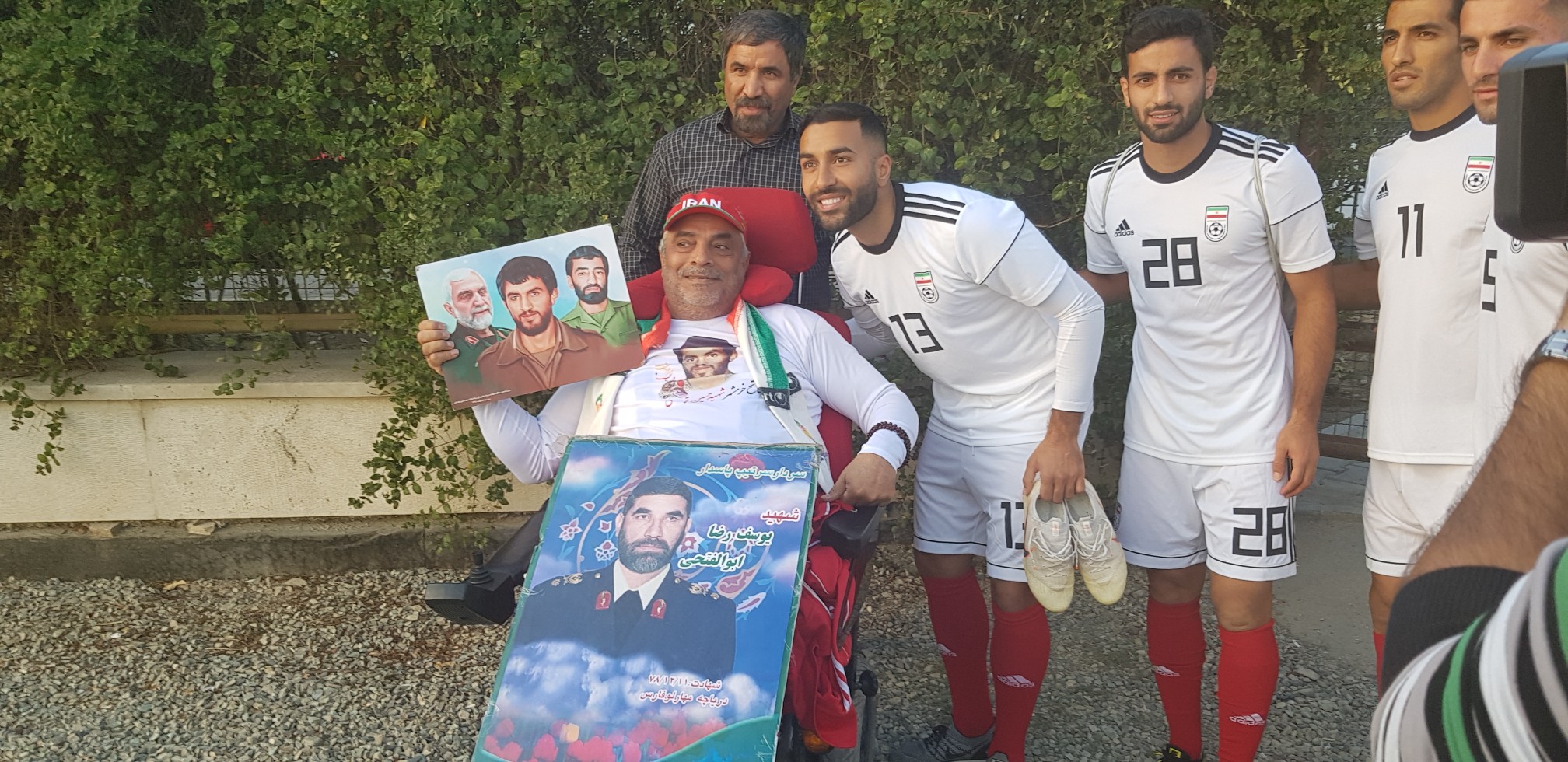 بازیکنان تیم ملی فوتبال ایران پا به توپ شدند