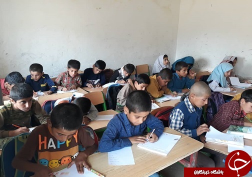 اجرای برنامه های فرهنگی ایستگاه کتابخانه سیار در مناطق روستایی و محروم خوزستان