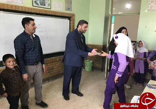 اجرای برنامه های فرهنگی ایستگاه کتابخانه سیار در مناطق روستایی و محروم خوزستان