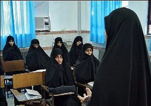 ۸۹ طلبه خواهر در حوزه علمیه فاطمه الزهرا (س) اردکان تحصیل می کنند