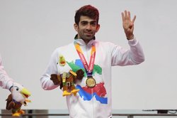 ایزدیار پنجمین طلای خود را ضرب کرد/مهناز امینی در پرتاب نیزه طلایی شد