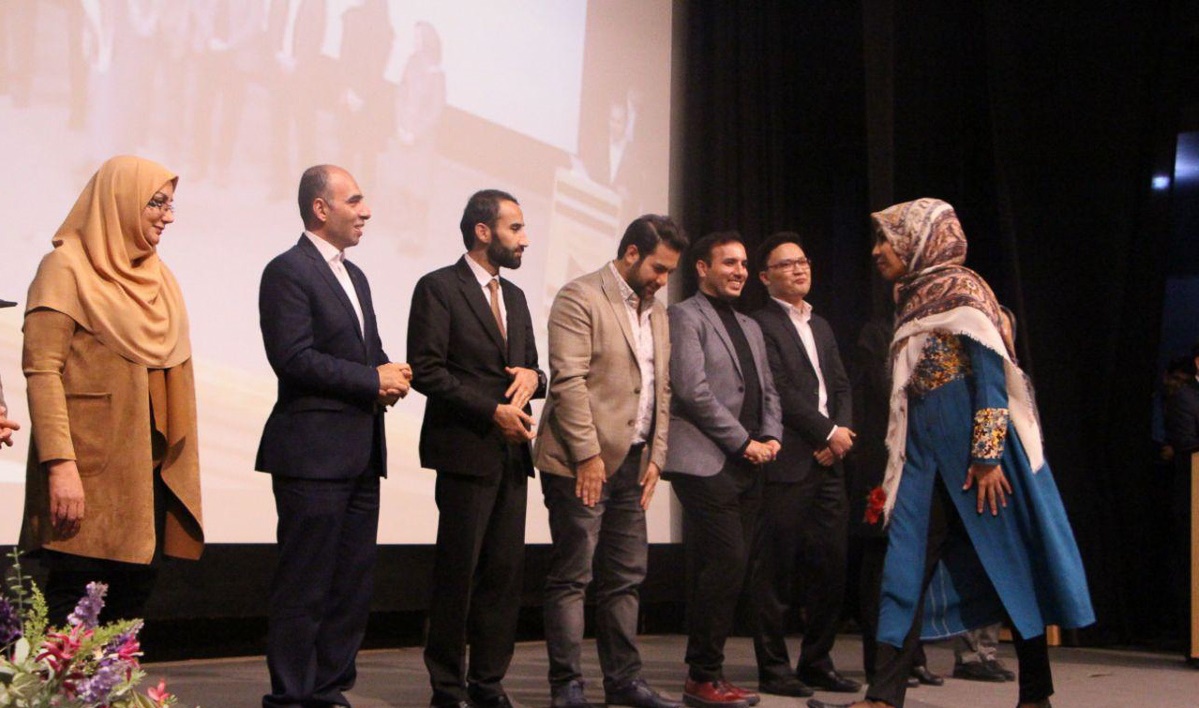 درخشش بانوان سخنران در دومین دوره مسابقات سخنرانی دانشجویان افغانستانی + تصاویر درخشش بانوان سخنران در دومین دوره مسابقات سخنرانی دانشجویان افغانستانی + تصاویر
