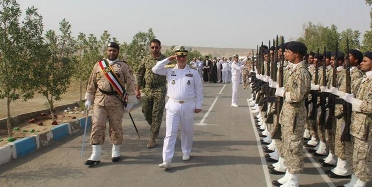 امیر دریادار خانزادی از تیپ سوم تکاوران دریایی حمزه سیدالشهدا (ع) بازدید
