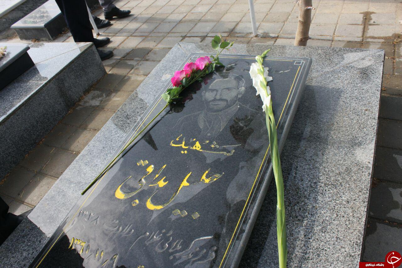 مراسم غبارروبی و عطر افشانی مزار شهدا در 
