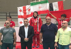 کسب نشان طلای تورنمنت بین المللی کشتی بانوان