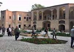 بیرجند گردی یک روزه ۱۲ گردشگر سوئیسی