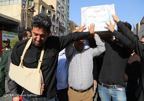 وداع باشکوه با پیکرهای پاک شهدای حادثه تروریستی در اهواز + تصاویر