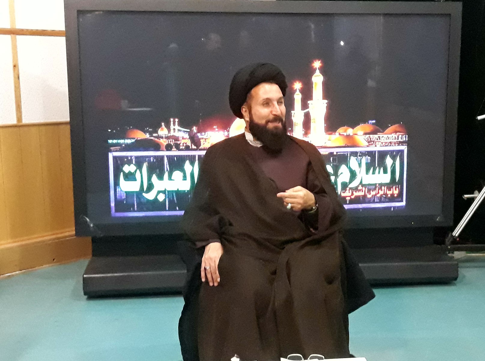 مشکل جامعه ما فقر صبر است/ نهضت عاشورا سیاسی&zwnj;ترین نهضت جهان است/ مراسم عزاداری در جبهه&zwnj;ها بدون باند، اکو و نذری برپا می&zwnj;شد