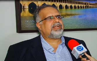 طرح لوله گذاری در زاینده رود  در راستای برطرف کردن مشکلات آبی اصفهان