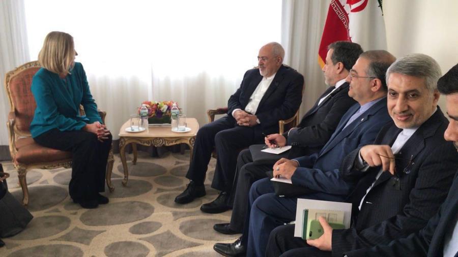 محمدجواد ظریف با مسئول سیاست خارجی اتحادیه اروپا دیدار کرد
