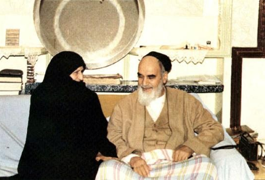 نگاهی به زندگی عاشقانه امام خمینی (ره) و همسرش/امام خمینی (ره)، رهبری مقتدر و همسری عاشق