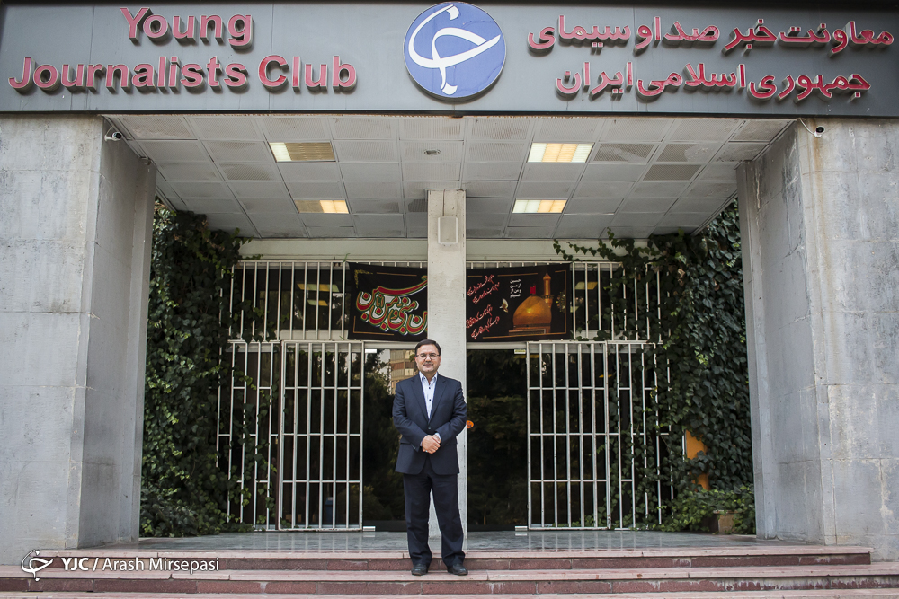 نعمتی:با چشمک زدن در کمیسیون برجام به دنبال انتقال پیامی بودم/قصد برهم زدن کمیسیون برجام را نداشتیم/جزییات جدیدی از توافقات برجامی دو فراکسیون خارج از مجلس/درباره&nbsp;حمایتم از برجام در شرایط فعلی ناراحت نیستم/به&nbsp;واسطه برجام بلای بزرگی از سر نظام رد شد/قرار نبود کل تحریم&zwnj;ها با برجام برداشته شود