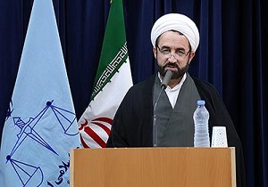 سقوط یک جوان قزوینی از وسیله تفریحی در پارک الغدیر قزوین