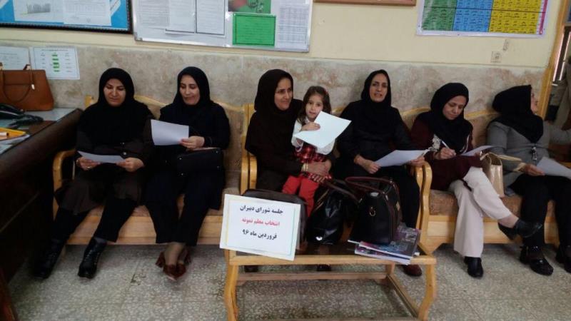 تصویری جعلی که آمد نیوز از تحصن معلمان منتشر کرد