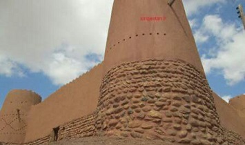 بازسازی کوشک مزرعه مبارک آباد روستای پنداس کاشان