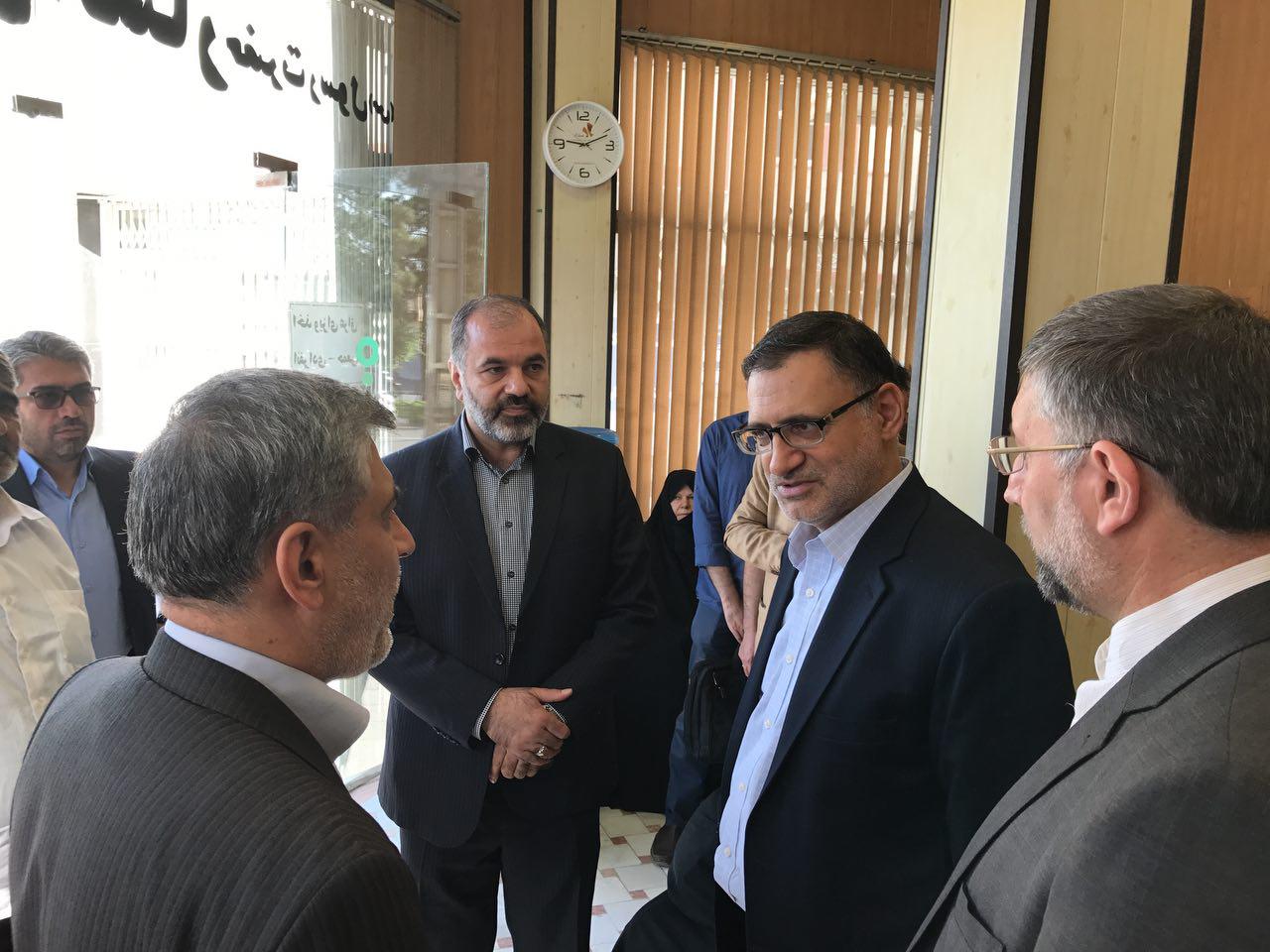 بازدید رئیس سازمان حج و زیارت از دفاتر ثبت نام زائران اربعین