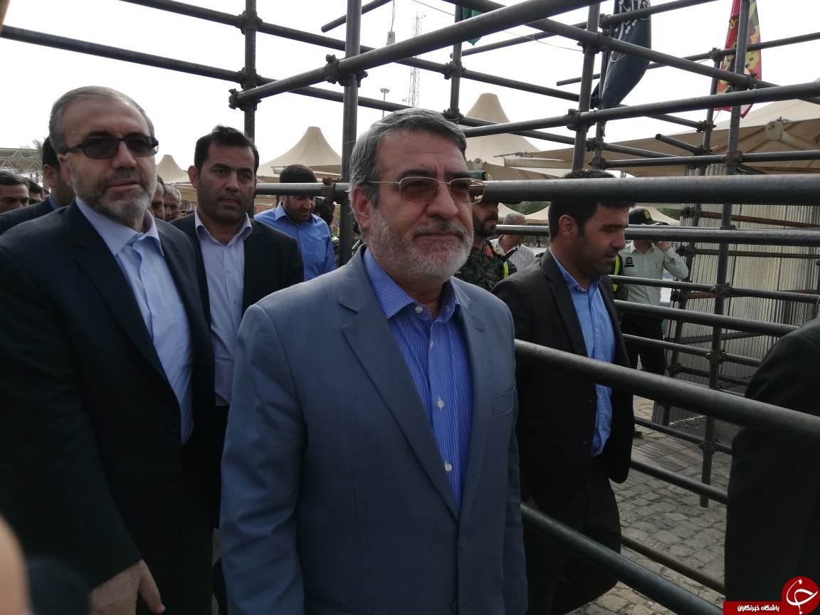 بازدید وزیر کشور از مرز مهران