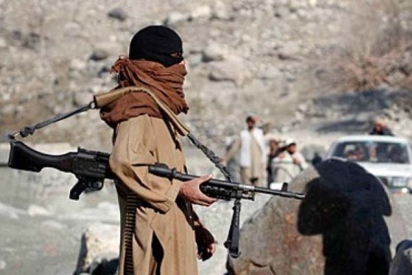 6 کشته و زخمی در حمله طالبان به &laquo;نیمروز&raquo;