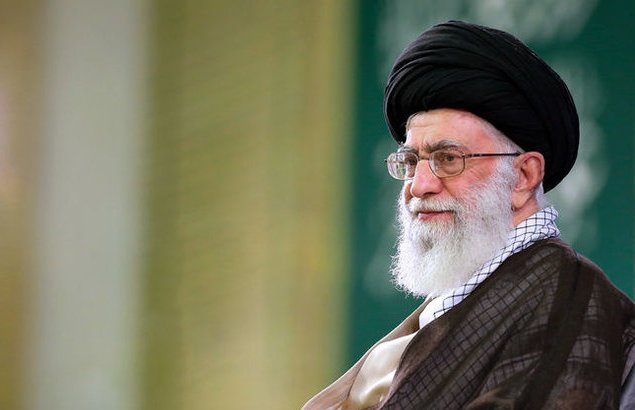 در دوره قاجار و پهلوی، ۲۰۰سال از قافله علم عقب ماندیم/ دشمن دنبال انحصار علمی است و برای همین دانشمندانمان را ترور می‌کنند