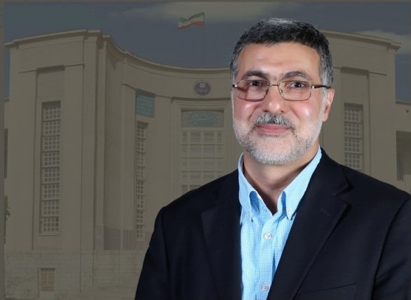 موافقت شورای عالی بیمه با افزایش تعرفه‌های هتلینگ بیمارستان‌ها/ تحریم‌های بانکی چالش صنعت دارو و تجهیزات پزشکی