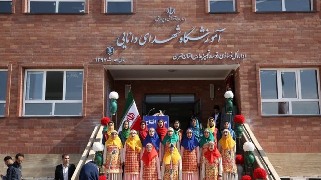 افتتاح آموزشگاهی در تهران به یاد &laquo;شهدای دانایی&raquo; حمله تروریستی غرب کابل