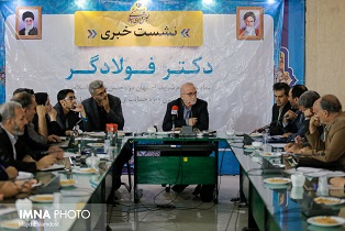 ترمیم حقوق کارکنان و کارگران حداقل یک بار در سال باید انجام شود / بسته حمایتی نقدی تورم زاست