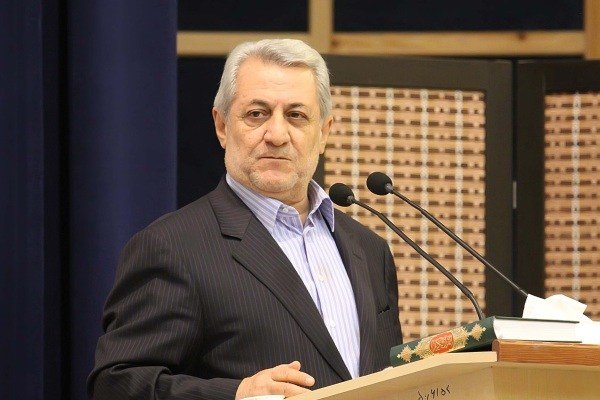 مدیران در راه تولید مانع تراشی نکنند