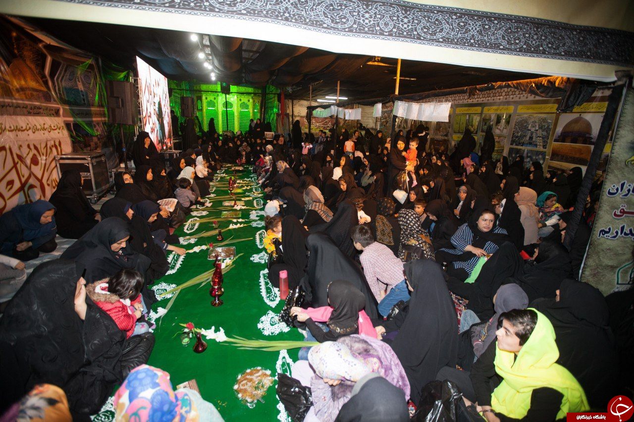 برگزاری بزرگترین مراسم معنوی در کنار نیم ضریح حضرت زیبن سلام الله علیها