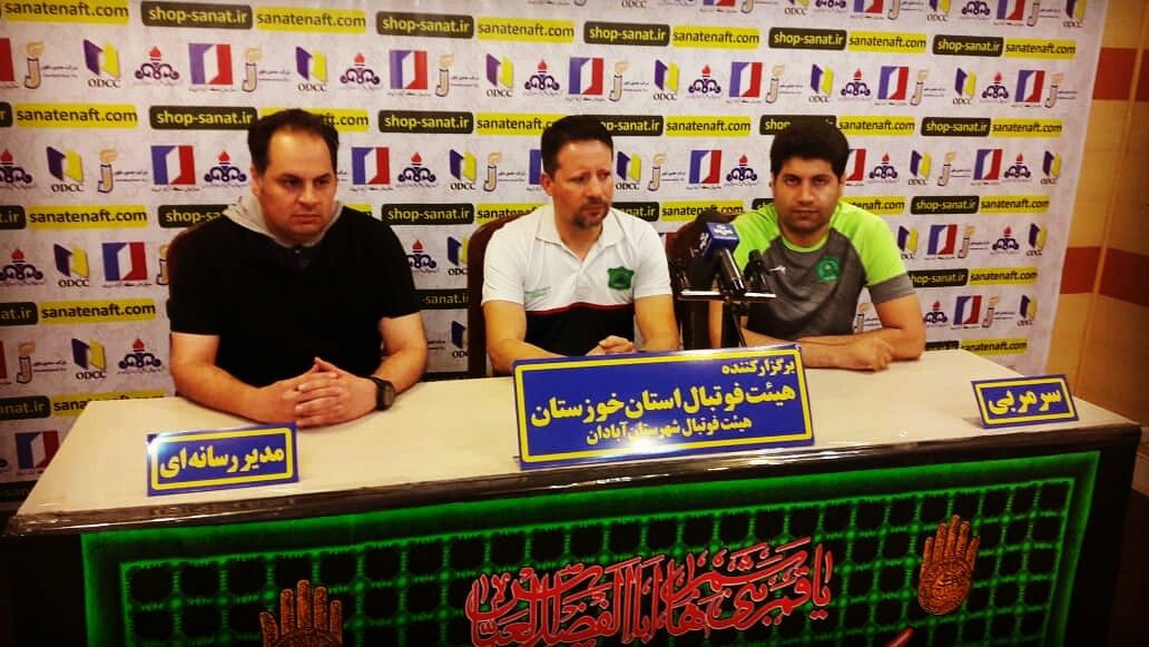 سرجيو: ترجیح می داديم با حضور تماشاگرانمان بازی کنیم/تراكتور تيمی قوی و با تجربه ای است