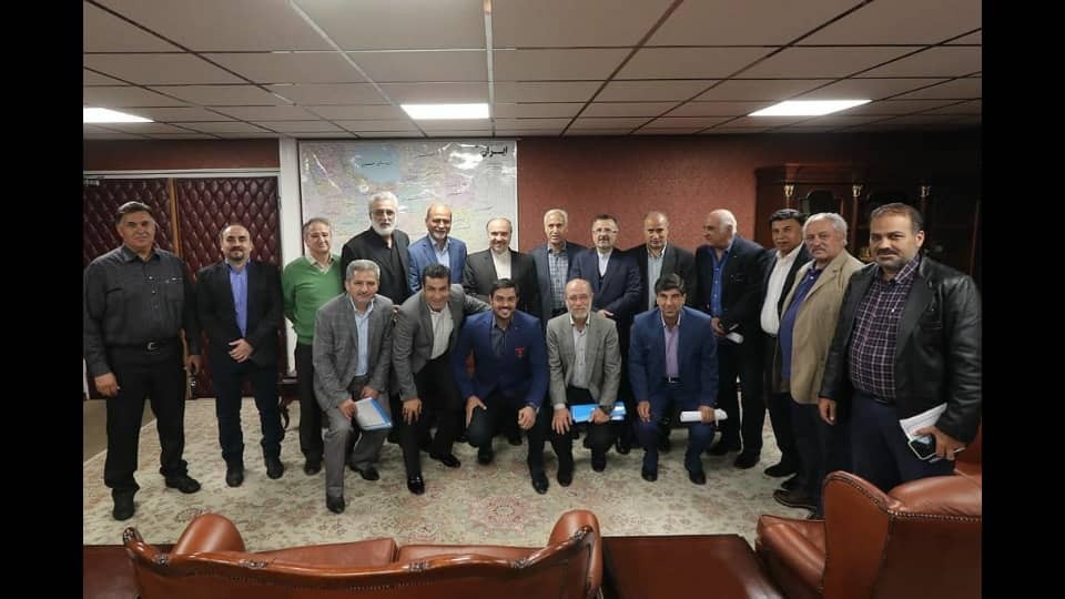 سلطانی فر:با ۱۶ تیم لیگ برتری هزینه اوقات فراغت ۵۰ میلیون نفر پر می&zwnj;شود