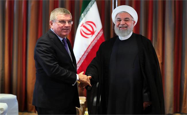 توماس باخ: پرچمداری بانوی ورزشکار ایرانی در بازی های آسیایی بسیار جالب توجه بود